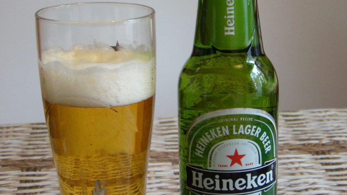 007 Drink: Heineken beer in the bottle