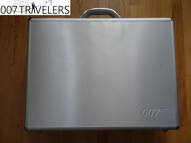 007 Item: 007 DVD suitcase