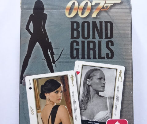 007 Item: 007 Bond Girls playing cards