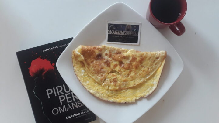 007 Food: Black coffee and an omelette
