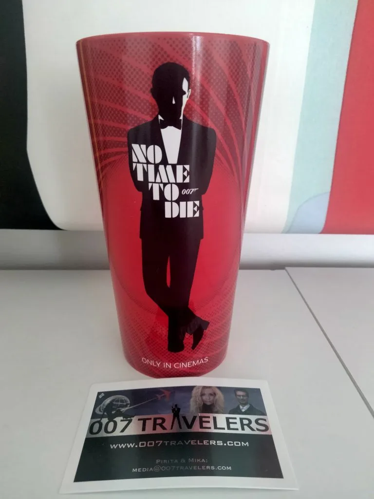 007 Item: No Time to Die 007 Coca-Cola mug - 007 Travelers